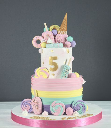 Candyland 2 Tier Cake, Candyland Cake Ideas 1st Birthdays, Candy Cake Ideas Birthday, Candy Land Theme Cake, Candyland Theme Cake, Candy Themed Cake, Candy Theme Cake, Birthday Cakes Girls Kids, Ice Cream Birthday Party Theme