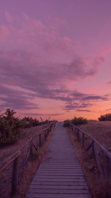 Pink Hour, Lilac Sky, Pretty Skies, Flowers Photography Wallpaper, Pretty Landscapes, Sunset Wallpaper, Pretty Sky, Phone Wallpaper Images, Sunset Pictures