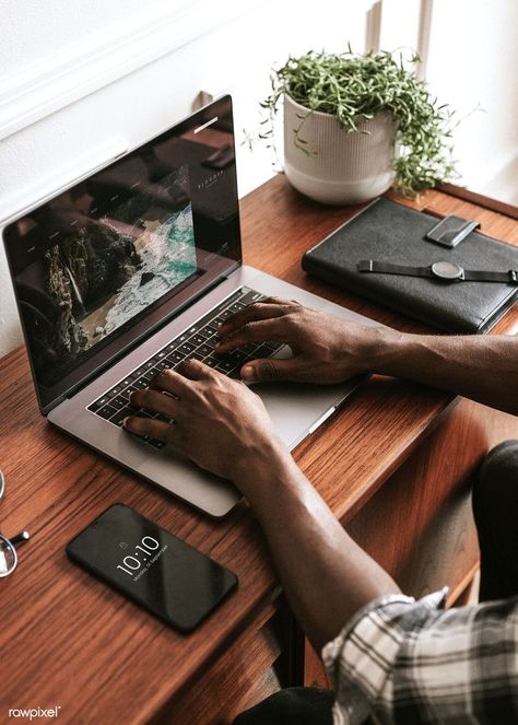 Laptop Typing, Business Man Photography, Laptop Photography, Office Lifestyle, Books To Read In Your 20s, African American Man, Desk Computer, Man Photography, Black Business