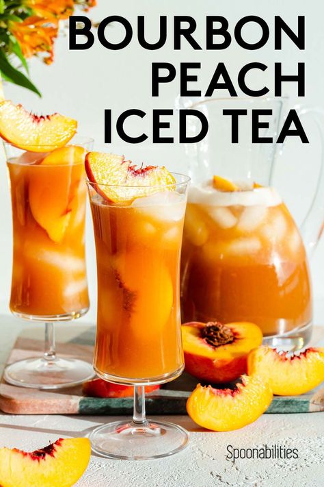 Peach Tea Cocktail, Sweet Tea Recipe, Mixology Recipes, Peach Whiskey, Peach Iced Tea, Iced Tea Cocktails, Sweet Tea Recipes, Fruity Cocktail, Iced Tea Pitcher