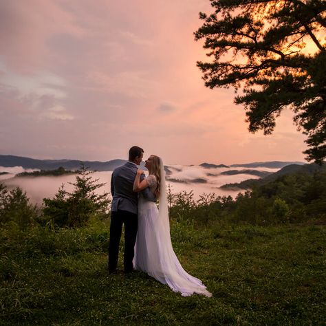 Elope to Gatlinburg | Effortless Elopements Gatlinburg Tn Wedding, Gatlinburg Elopement, Gatlinburg Weddings, Lavender Wedding Theme, Smoky Mountain Wedding, Mountain Weddings, Elopement Packages, Winter Elopement, Gatlinburg Tennessee