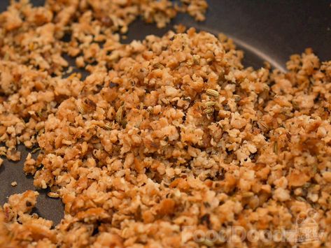 Vegan Italian Sausage Crumbles Recipe | OMG Meals | FoodDoodz.tv Vegan Italian Sausage, Vegan Italian, Dinner Bell, Vegetable Protein, Pan Pizza, Fennel Seeds, A Pizza, Non Stick Pan, Italian Sausage