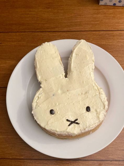 Miffy Cake, Baking Fall, Cake Inspo, Cake Baking, A Bunny, Baking, Cake, Birthday, White