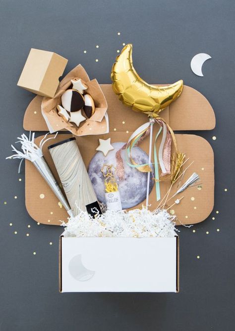 Party In A Box Ideas Diy, Outer Space Party Favors, Space Party Favors, Outer Space Party, Moon Party, Oh Happy Day, Party Box, Party Kits, Space Party