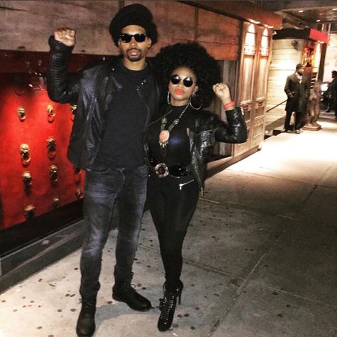 Black and Proud: The Most Woke Halloween Costumes of 2016 Black Panther Party Costume, Halloween Costumes Couples Black, Black Panther Movement, Black Couple Halloween Costumes, Black Panther Halloween Costume, Black Panthers Movement, 90s Party Outfit, Black And Proud, Cute Couples Costumes