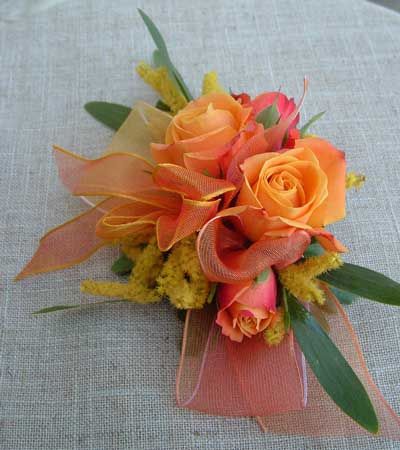 orange roses Orange Prom Corsage, Orange Corsage, Prom Orange, Diy Wrist Corsage, Hoco 2023, Orange Boutonniere, Wearable Flowers, Gold Corsage, Choir Concert