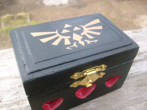 The Legend Of Zelda Zelda Valentines, Zelda Diy, Valentines Box Ideas, Zelda Gifts, Feb 14th, Valentine Box Ideas, Valentine Card Box, Zelda Birthday, Valentines Box