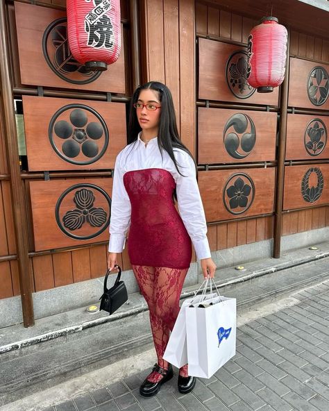 All Posts • Instagram Lace Leggings Outfit, Dress With Leggings, Cute Online Clothing Stores, Curvy Casual Outfits, Lace Leggings, Mesh Leggings, Y2k Outfits, Fall Fashion Outfits, Lookbook Outfits