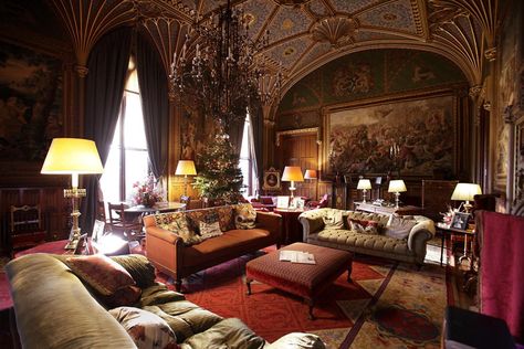 sitting room Living Room Castle, Room Dekoration, Victorian Gothic Decor, Eastnor Castle, Gothic Living Room, Fancy Living Rooms, Elijah Mikaelson, Victorian Bedroom, Country House Interior