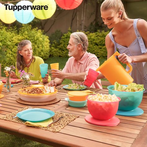 Tupperware® Impressions Make a beautiful table setting Tupperware Party, Tupperware Products, Colorful Bowls, Innovative Kitchen, Cold Dishes, Microwave Cooking, Indoor Dining, Picnic Time, Recipe Organization