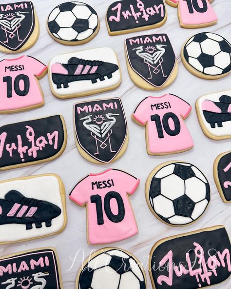 Messi cookies ⚽️🥅🩷 Pricing? 👉🏻 https://msha.ke/alecreations918 • • • • #alecreations918 #tulsasmallbuisness #tulsaoklahoma #decoratedsugarcookies #customcookies #cookie #cookies #inspirationcookies #cookiesofinstagram #desserts #dessertporn #dessertideas #partyideas #party #sugarcookies #royalicing #royalicingcookies #cookies #cookiesideas #royalicingideas #messi #messicookies #lionelmessi #lionelmessi10 #birthdaycookies #birthdaysoccer #soccerbirthday #soccerbirthdayparty Messi Soccer Birthday Party, Messi Cookies, Messi Birthday Party Ideas, Sports Birthday Cakes, Soccer Cookies, Messi Birthday, Sports Cookies, Miami Party, Unique Party Themes