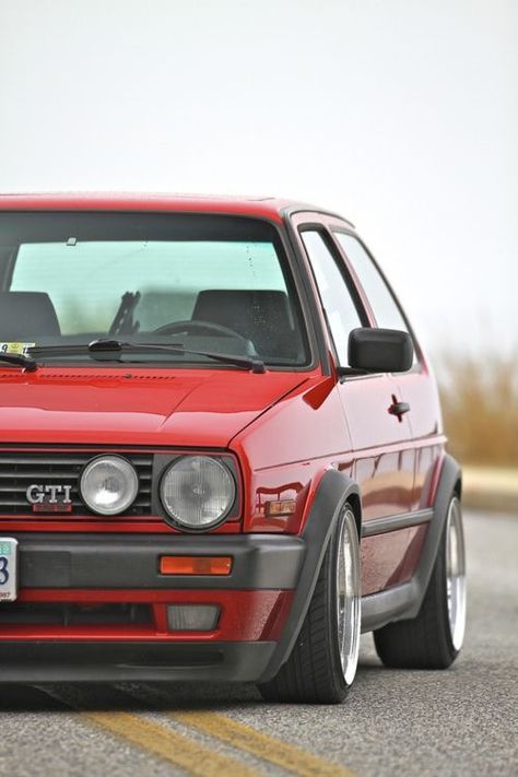 Cars Women, Golf Gti Mk1, Vw R32, Volkswagen Golf Mk1, Vw Mk1, Cr7 Messi, Мотоциклы Cafe Racers, Golf Mk1, Golf Mk2