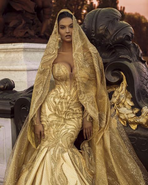 Golden Gown, Gold Wedding Dress, Gold Gown, Golden Dress, Golden Sunset, Mode Inspo, Dream Wedding Dresses, Beautiful Gowns, Formal Gowns