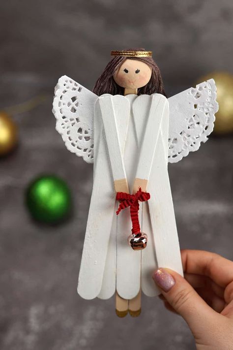 Christmas Angel Ornaments To Make, Popsicles Christmas Crafts, Diy Popsicle Stick Crafts Christmas, Popstick Christmas Craft, Xmas Popsicle Stick Crafts, Angel Popsicle Stick Craft, Christmas Crafts Reindeer, Crafts Popsicle Sticks, Christmas Craft Sticks