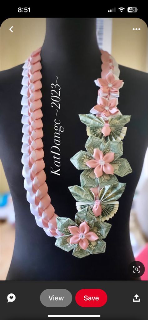 Money Lai, Grad Leis, Lei Ideas, Pink Graduation, Senior Szn, Senior Stuff, Ribbon Lei, Graduation Leis, Cap Decoration