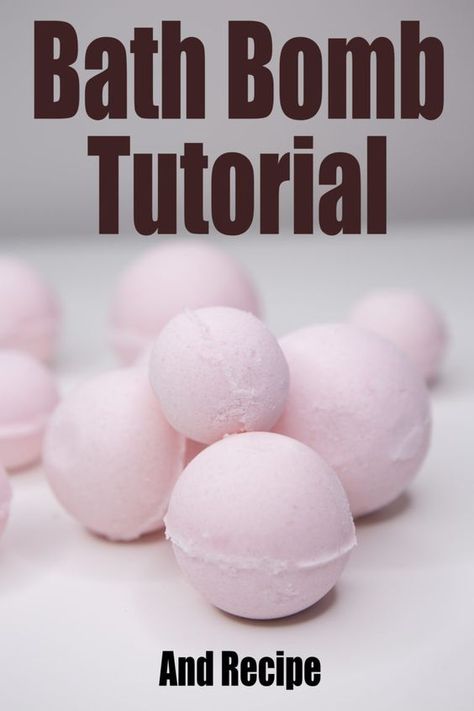 How To Make Bathbombs, Easy Bath Bomb, Bath Bomb Recipe Easy, Bath Bomb Recipe, Bath Boms, Diy Hanging Shelves, Bombe Recipe, Bath Bomb Recipes, Homemade Bath Products