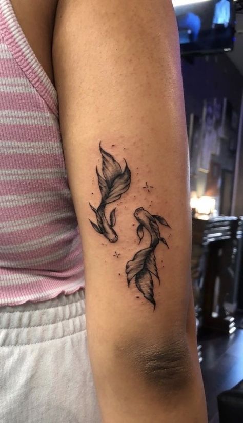 Pisces Tattoo Designs For Women Thigh, Aquarius Fish Tattoo, Pisces Fairy Tattoo, Pieces Zodiac Tattoo Fish, Feminine Pisces Tattoo, Pisces Women Tattoo, Pisces Symbol Tattoo For Women, Cute Pisces Tattoos, Pisces Inspired Tattoo