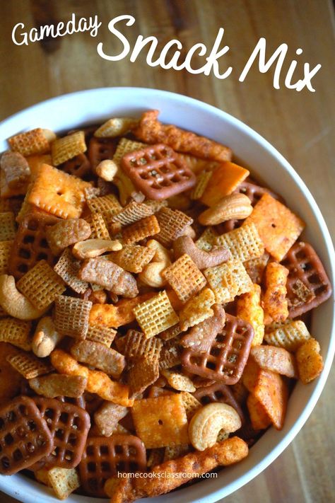 Ranch Chex, Ranch Chex Mix, Seasoned Pretzels, Corn Nut, Aldi Recipes, Trail Mix Recipes, Creole Cooking, Chex Mix Recipes, Snack Mix Recipes