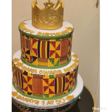 Delicious Red Velvet Kente Cake.Its moist, buttery ,tender and soft.This cake is perfect for African events. African Themed Cake, Kente Cake, African Cake, America Theme, African Weddings, Decor Event, Doll Cake, Wedding Preparation, Cake Decor