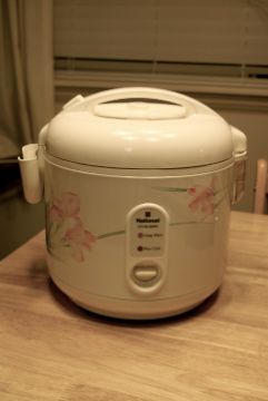 Rice Cooker sushi rice How To Cook Sushi Rice In Rice Cooker, Cook Sushi Rice, Japanese Rice Cooker, Sushi Rice Rice Cooker, Making Sushi Rice, Panasonic Rice Cooker, Zojirushi Rice Cooker, Sushi Rice Recipes, Japanese Soup