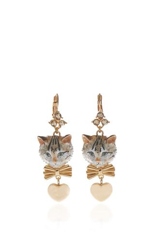 These earrings by **Dolce and Gabbana** feature a cat face motif with intricate detailing and bow and heart accents. Dolce Gabbana Jewelry, Dolce And Gabbana Earrings, Dolce And Gabbana Fashion, Gold Heart Earring, Jewelry Heart, Heart Shaped Jewelry, Gothic Victorian, Earrings Heart, Bow Jewelry