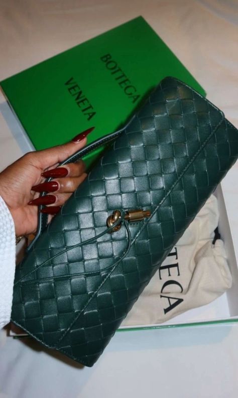 Green Bottega Bag, Bottega Andiamo, Bottega Clutch, Bottega Veneta Andiamo, Clutch Outfit, Being Spoiled, Bottega Bag, Black Women In Luxury, Women In Luxury