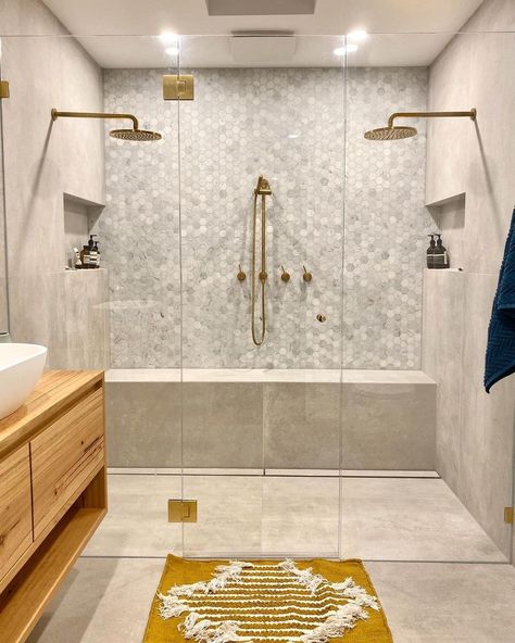 TuxLux on Instagram: “If you want Luxury.... think 🤔 penguin 🐧 Think Tuxlux. We bring luxury into your home. Faucet Strommen raw brushed brass tapware Custom…” Double Shower Dimensions, Double Shower Ensuite, Double Shower Head Master Baths, Large Showers, Brushed Brass Tapware, Bathroom Floorplan, Brass Tapware, Pink Chandelier, Small Bathroom Renovations