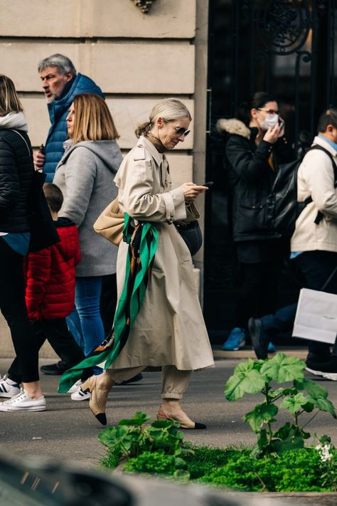 Suzanne Koller Archives - Adam Katz Sinding Street Style Fall 2022, Suzanne Koller, 2022 Street Style, Paris Street Style Fall, Influencer Photos, Balenciaga Spring, Street Style Fall, Street Style Photos, Autumn Street Style