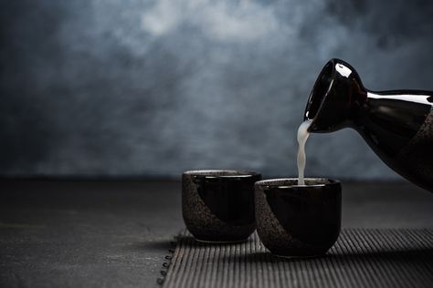 Tsunade Senju, Hot Cocktails, Cocktail Photography, Alcohol Aesthetic, Sake Set, Winter Cocktails, Japanese Sake, Hot Toddy, Bottle Packaging