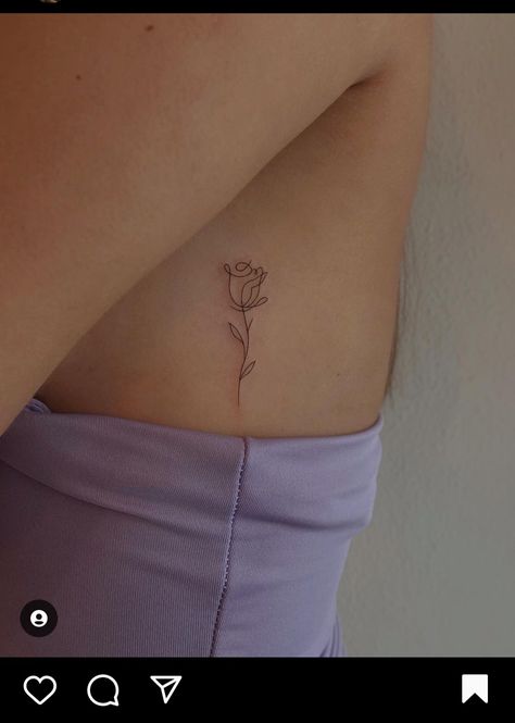 Small Flower Tattoos Rib Cage, Side Of Ribcage Tattoo, Small Tattoos On Ribs, Baddie Tats Side Rib, Rib Tattoos For Women Flower, Rib Tattoos For Women Words, Side Waist Tattoos Women, Tattoo Side Rib, Rippen Tattoo Frau