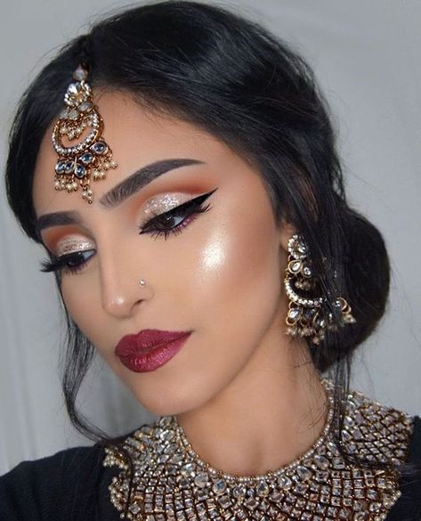 Glazed Skin, Indian Makeup Looks, Pakistani Makeup, Jelly Jelly, Bollywood Makeup, Indian Wedding Makeup, Asian Bridal Makeup, Indian Bride Makeup, Arabic Makeup