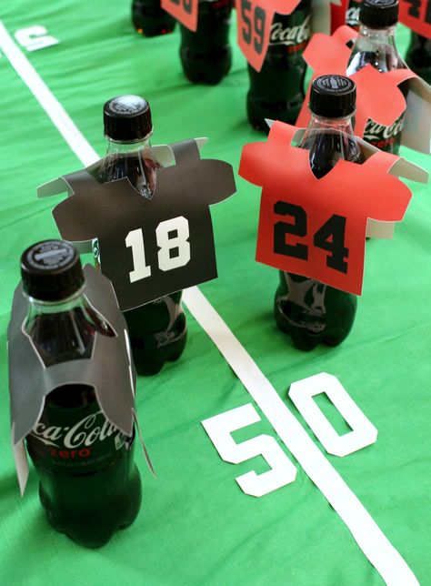 Fun & Easy Football Party Ideas Football Party Ideas, Rugby Party, Nfl Party, Football Banquet, Football Party Decorations, Football Baby Shower, Football Diy, Jersey Party, Football Theme Party