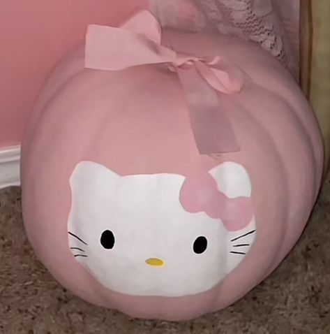 Halloween Room Decor Pink, Coquette Halloween Aesthetic, Pink Fall Aesthetic, Girly Autumn, Kitty Pumpkin, Hello Kitty Pumpkin, Fall Feeling, Pink Autumn, Coquette Halloween