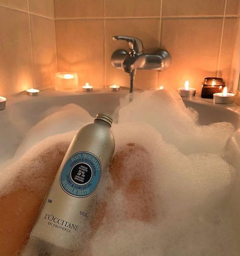 L’OCCITANE UK IRELAND on Instagram: “Light a candle and run a relaxing bubble bath this #SelfcareSunday. Our Shea Bubble Bath is your perfect companion! ⁣ ⁣ 📸 @fifxrl ⁣ ⁣…” Relaxing Bubble Bath, Bath Bubbles, Bath Aesthetic, Butter Extract, Light A Candle, Instagram Light, Rolex Watches For Men, L Occitane, Bath Soak