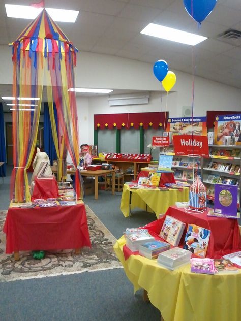 Carnival Book Fair, Circus Book Fair, Carnival Book, Popcorn Theme, School Book Fair, Fair Theme, Book Of Circus, Reading Themes, Class Decor