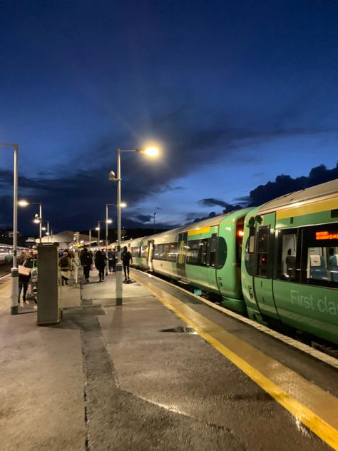 #winter #cold #train #uk #trainstation #evening #sky Uk Train Aesthetic, Train In Winter Aesthetic, Train Station Aesthetic Night, London Train Station Aesthetic, Snowy Train Aesthetic, Uk Train Station, Train Aesthetic, Brighton Townhouse, Winter Evening