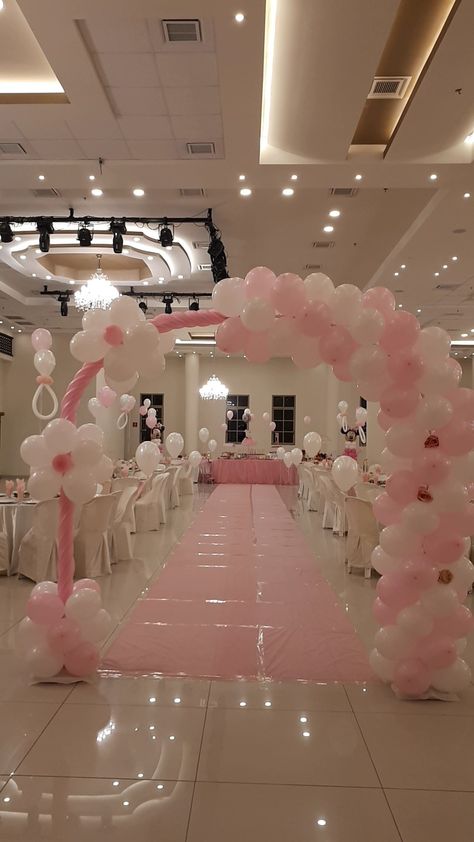 Sweet 16 Party Planning, Sweet 16 Party Decorations, Quinceanera Pink, Backdrop Curtains, Sweet Sixteen Birthday Party Ideas, Sweet 16 Themes, Pink Quince, Art Inspiration Ideas, Quinceanera Planning