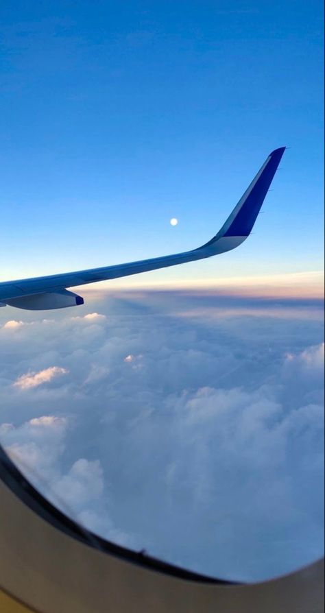 Air India Flight Window, Flight Sky View, Flight Window Pics Aesthetic, Flight View Window Seats, Airplain Window View, Flight Asthetic Picture, Indigo Flight Window View, Airplane Pictures Window Seats, Flight Window Pics Instagram Story