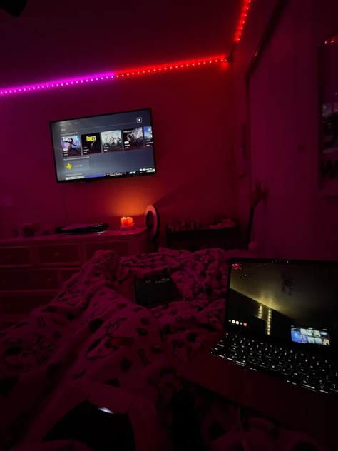 Room Pic, Room Pics, Room Organization Bedroom, Room Dark, Luxury Room Bedroom, My Own Home, Chill Room, Retro Room, Cute Bedroom Ideas