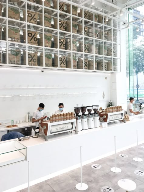 % Arabica Manila 257 McKinley | Chuzai Living Brew Bar, Gallery Cafe, White Cafe, Cafe Shop Design, Kiosk Design, Small Cafe, Coffee Shop Design, Cafe Interior Design, Arabica Coffee