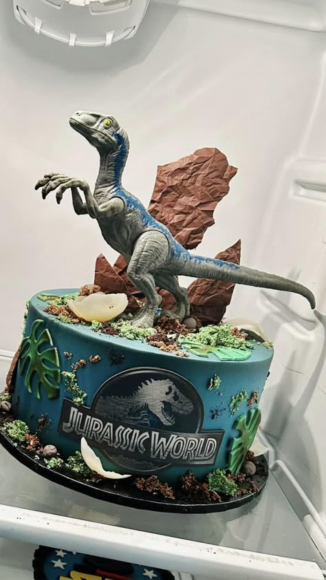 Dinosaur Cakes For Boys, Jurassic Party Ideas, Jurassic World Cake, Rapunzel Birthday Cake, Dino Birthday Cake, 3rd Birthday Party For Boy, Jurassic Park Birthday Party, Jurassic Park Party, Dinosaur Birthday Theme