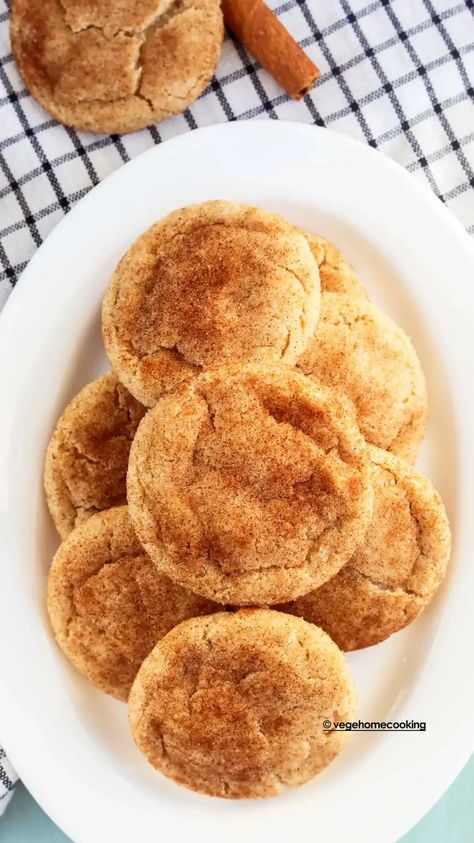 Eggless Snickerdoodle Cookies Disney Sweets, Snickerdoodle Cookie, Snickerdoodle Recipe, Snickerdoodle Cookies, Popsugar Food, Snickerdoodle Cookie Recipes, Delectable Desserts, Mouth Watering Food, Snickerdoodles