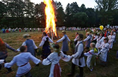 Solstice Festival, Slavic Paganism, Polish Traditions, Pagan Festivals, Solstice Celebration, Slavic Folklore, Winter's Tale, People Dancing, Cultural Identity