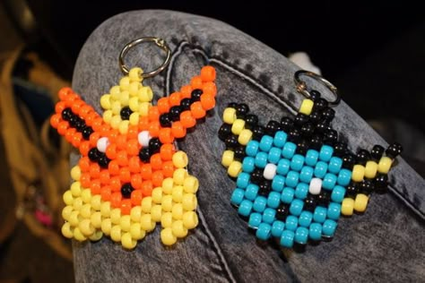 Pokemon Pony Bead Patterns, Pony Bead Pokemon, Pokémon Kandi, Pokemon Kandi, Pokémon Beads, Kandi Keychain, Pony Bead Keychains, Kandi Charms, Kandi Jewelry