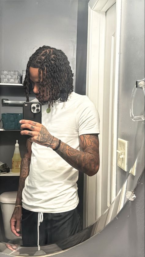 Locs Hairstyles Men, Dreadheads Men Black, Men’s Loc Styles, Hair Twists Black, Dreadlocks Men, Dread Hairstyles For Men, Dread Heads, Black Dreads, Mirror Poses