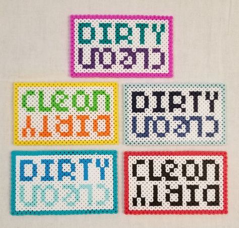 Clean Dirty Dishwasher Sign, Dishwasher Sign, Diy Perler Bead Crafts, Hama Beads Patterns, Diy Perler Beads, Melting Beads, Perler Beads Designs, Granny Square Crochet Pattern, Perler Bead Art