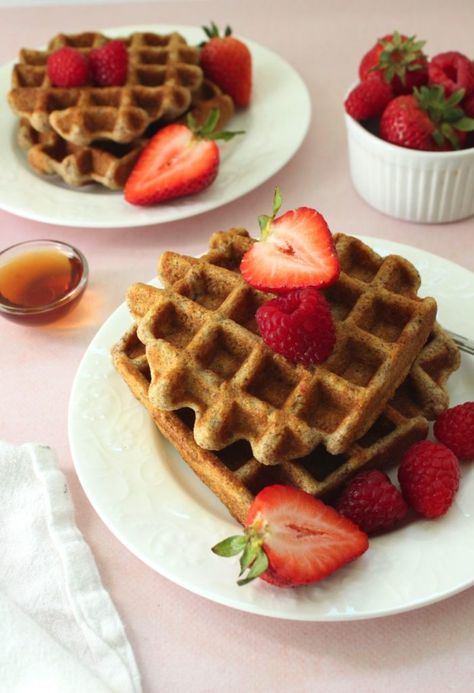 Flax Seed Waffles, Lentil Waffles, Seed Snacks, Benefits Of Flaxseed, Strawberry Nice Cream, Wheat Waffles, Ground Flax Seed, Vegan Nice Cream, Whole Wheat Waffles