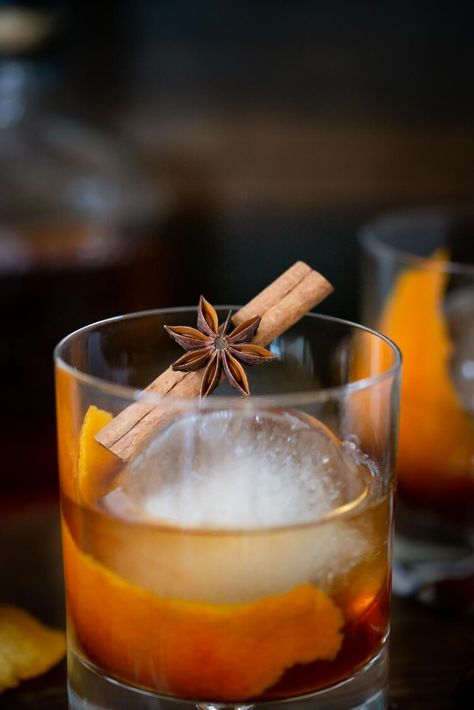 Chai Bourbon Old Fashioned — Mixed & Measured Chai Old Fashioned, Matcha Cocktail, Bourbon Old Fashioned, Smoked Cocktails, Liquor Recipes, Fall Cocktails Recipes, Indian Dinner, Chai Recipe, Bourbon Cocktails