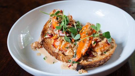 Nova Scotia-Style Creamed Lobster on Toast - Cityline Beet Chips, Healthy Meats, Road Trip Snacks, Lobster Roll, On Toast, Flavored Tea, Toast Recipes, How To Squeeze Lemons, Nova Scotia