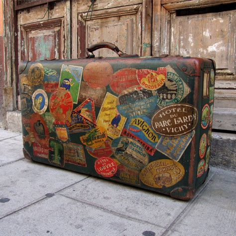 Stunning antique suitcase - Valise - Vintage French suitcase - Radio Monaco travelling case - Vintage luggage - Stickers - Travel trunk Antique Suitcase, Old Luggage, Suitcase Stickers, Vintage Auto's, Luggage Stickers, Travel Trunk, Old Suitcases, Vintage Trunks, Vintage Suitcases